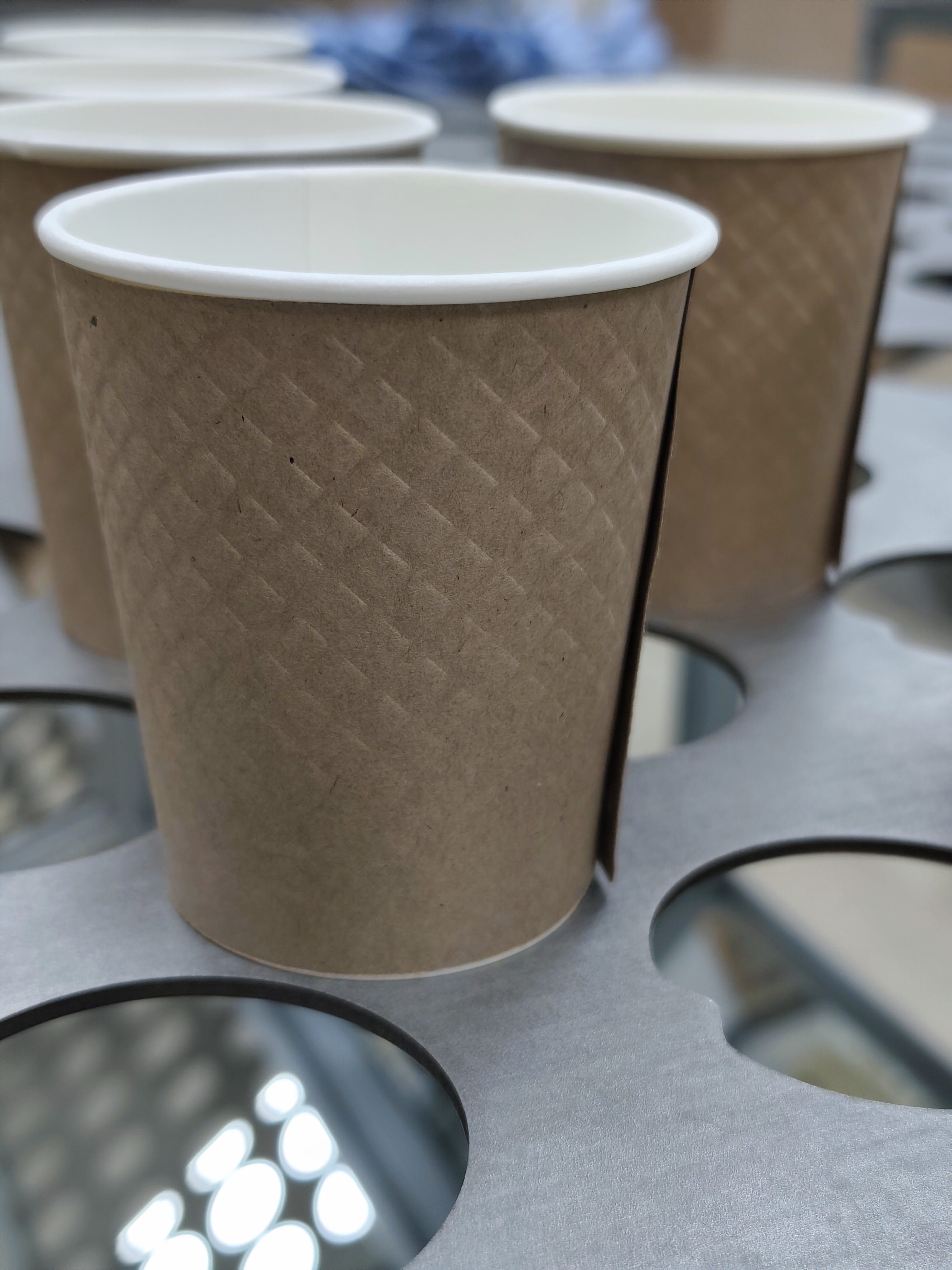 Стакан бумажный рифленый двухслойный 250 мл. WAFFLE KRAFT - уценка. Без клеевой точки